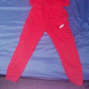 Nike PSB Club Fleece Cargo Red Joggers